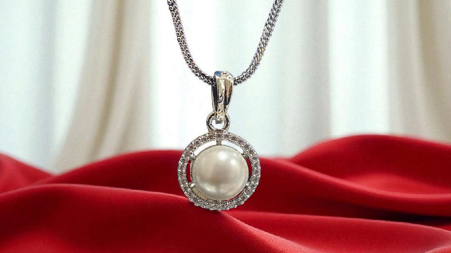 Pearl Studded Pendent set