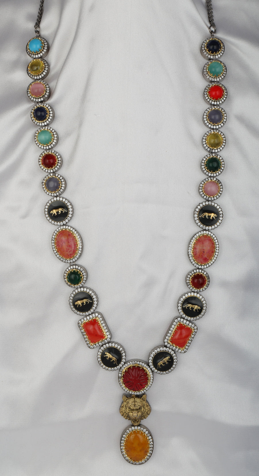 Nayaab Sabyasachi Designer Necklace set - Chaandi Rivaaz
