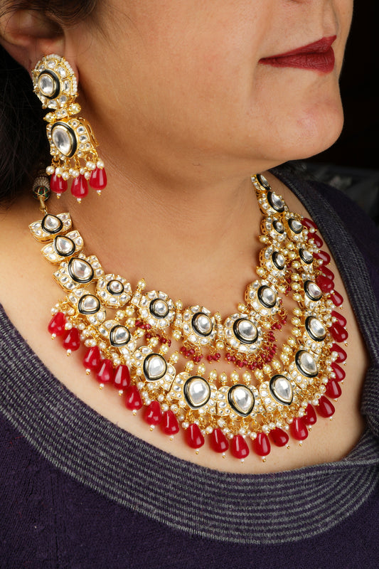 Chaandirivaaz ‘s Nayaab Layered Royal Designer Set - Chaandi Rivaaz