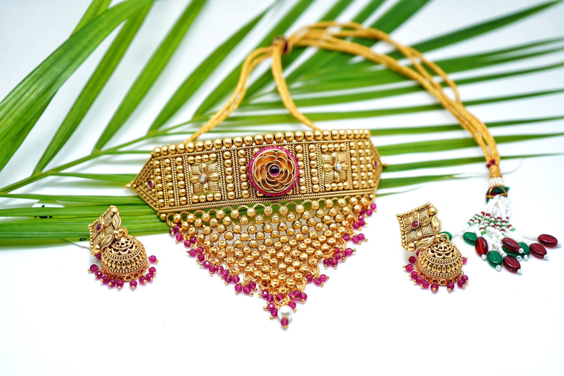 V Shaped Jaal floral Designer choker set - Chaandi Rivaaz