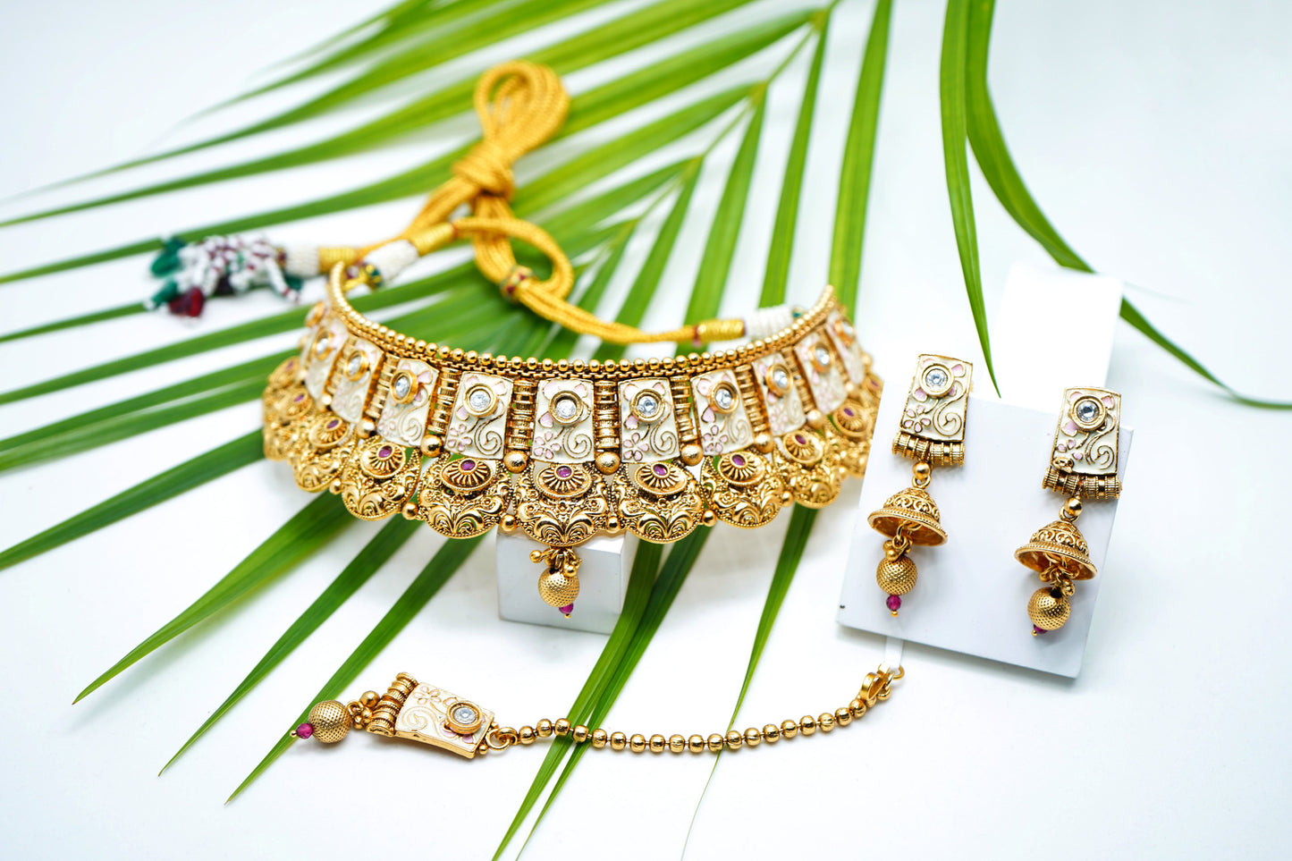 Mable Chand Necklace Set - Chaandi Rivaaz