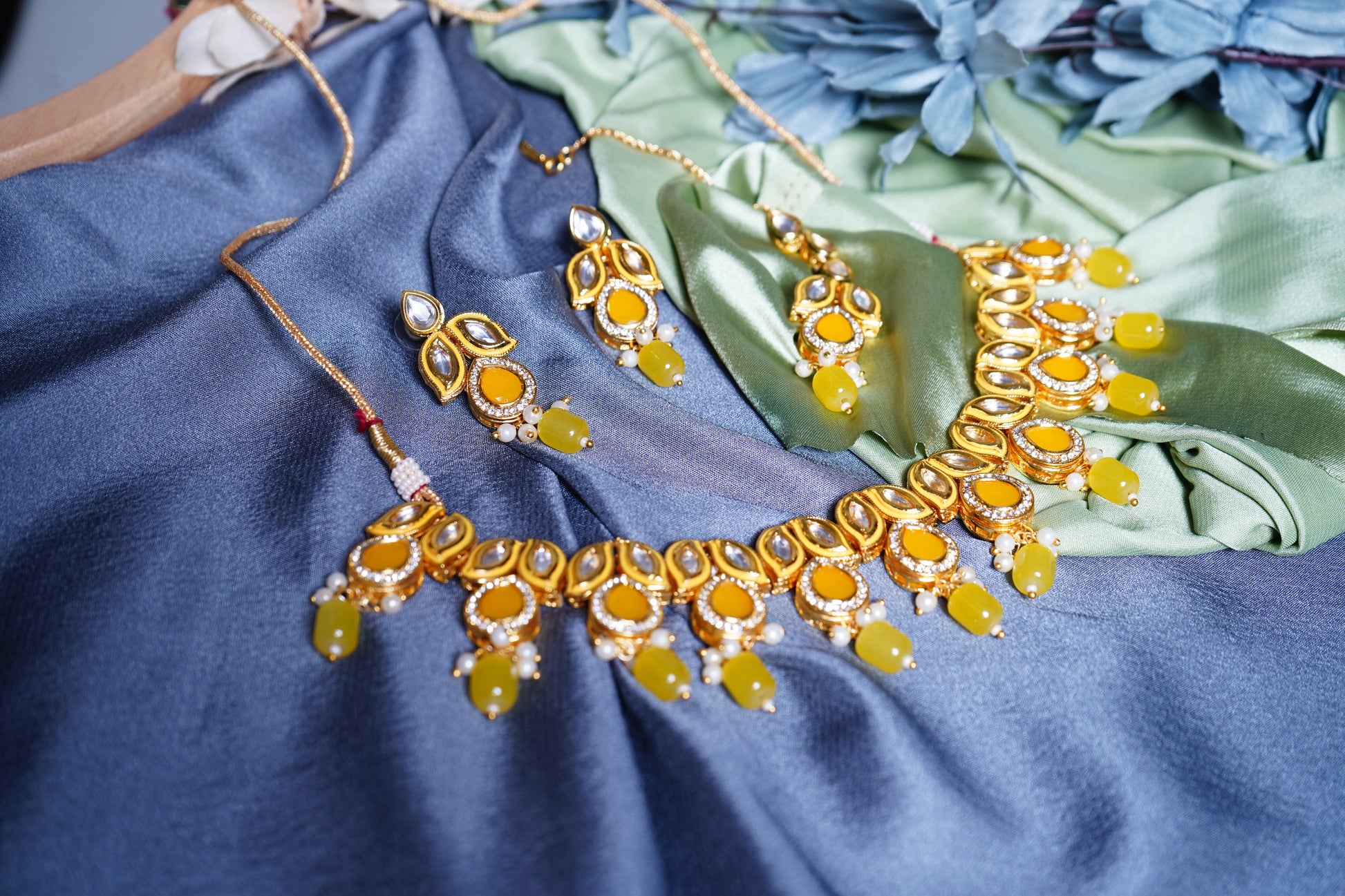 Sheena leaf Designer Set - Chaandi Rivaaz