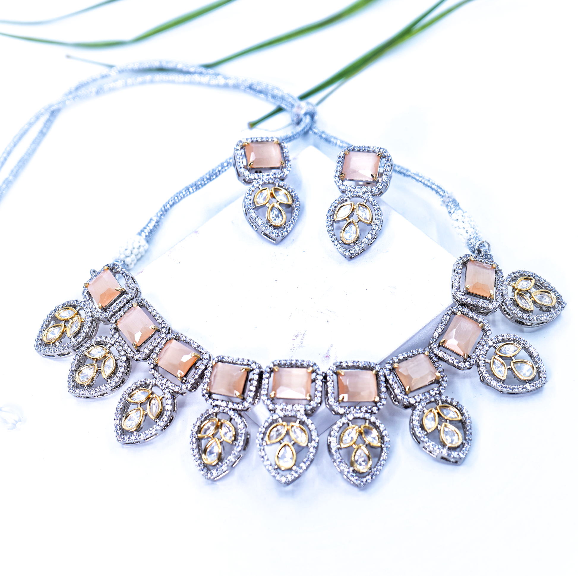 Beautiful Leaf Kundan Designer Set - Chaandi Rivaaz