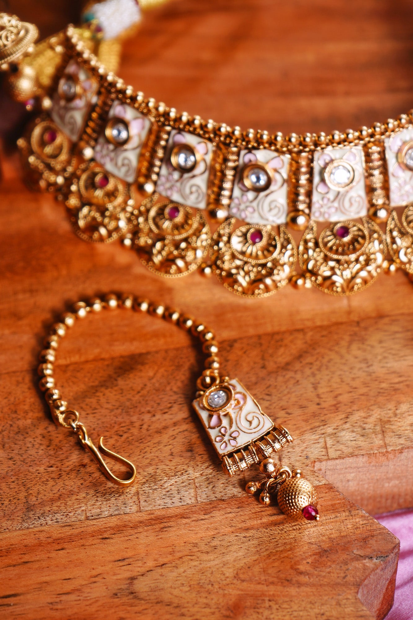 Mable Chand Necklace Set - Chaandi Rivaaz