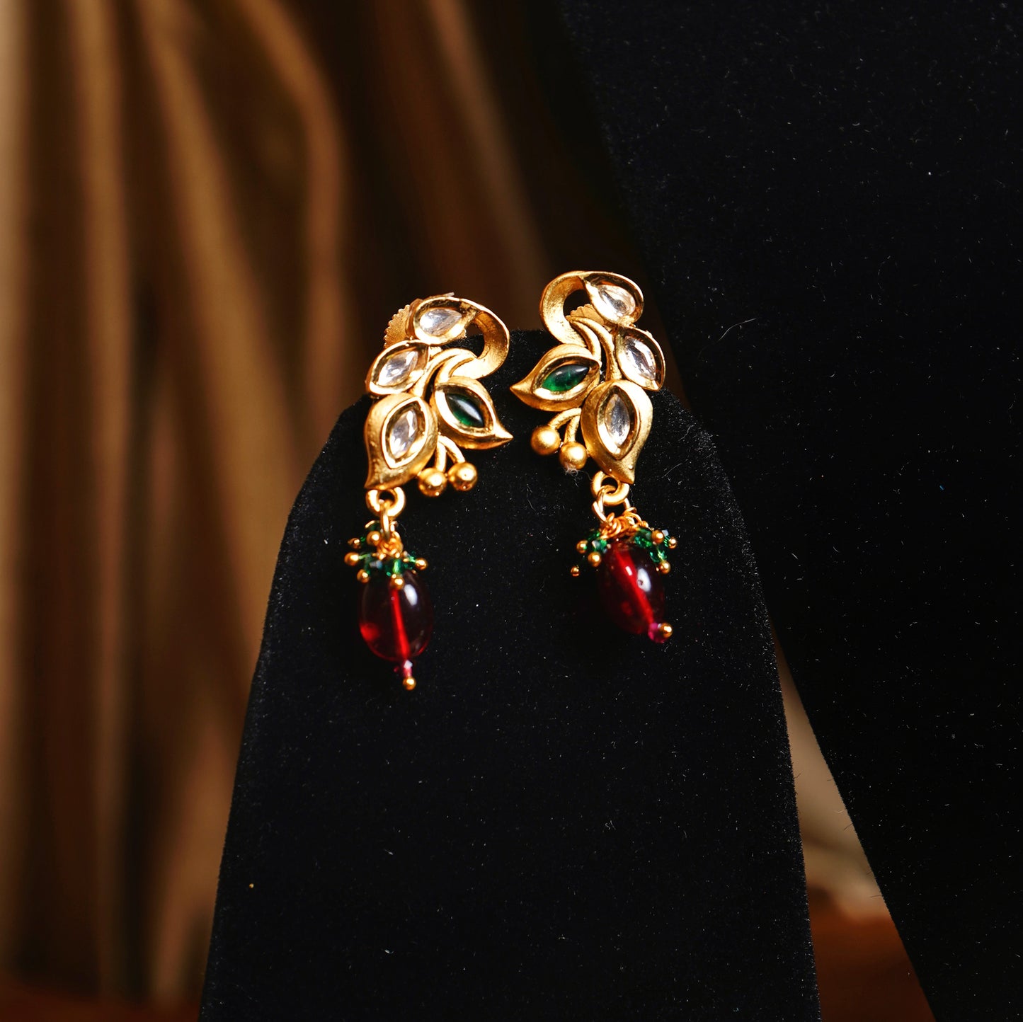 Lily Designer Necklace Set - Chaandi Rivaaz