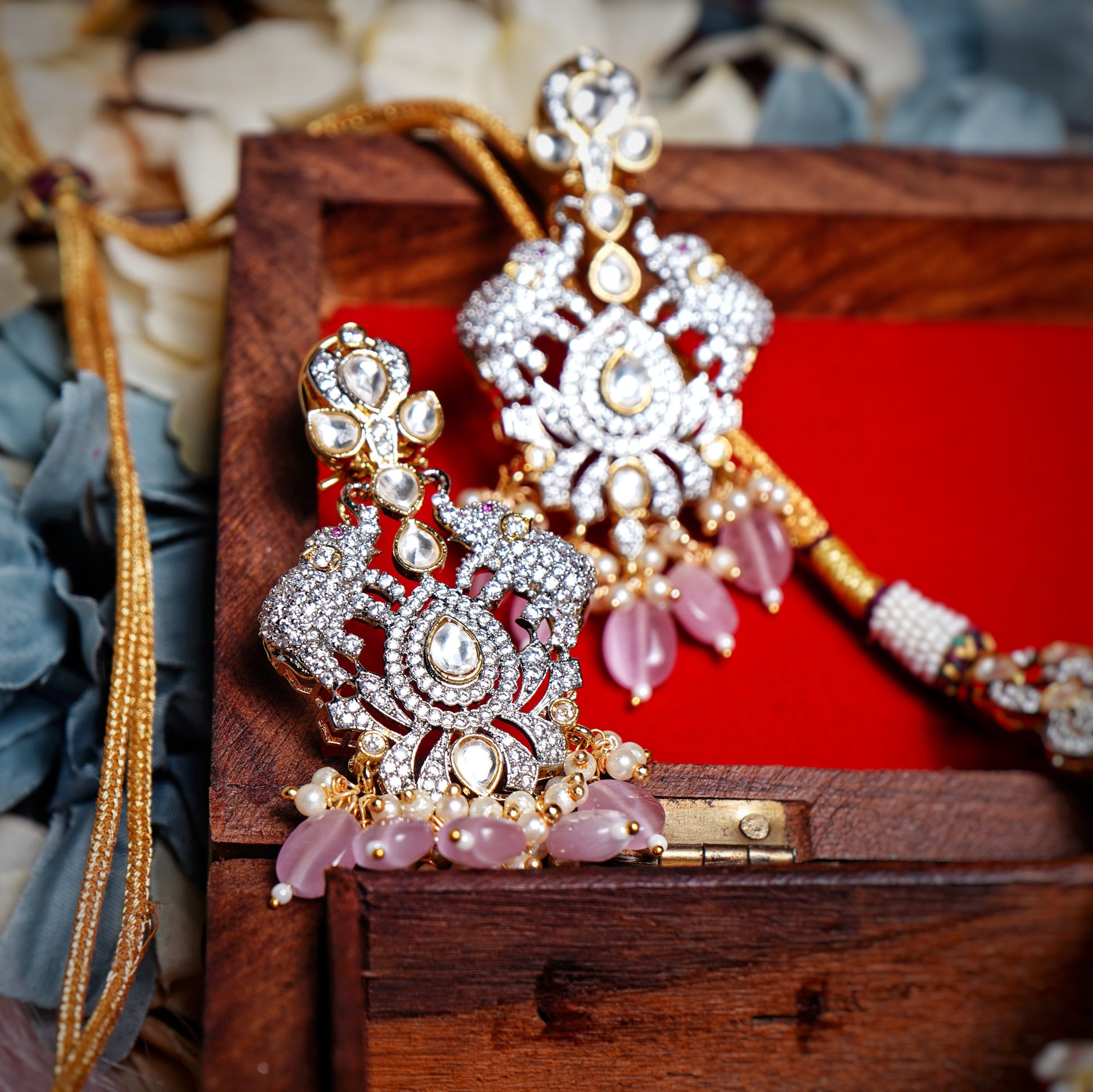 Victoria Designer Necklace set - Chaandi Rivaaz