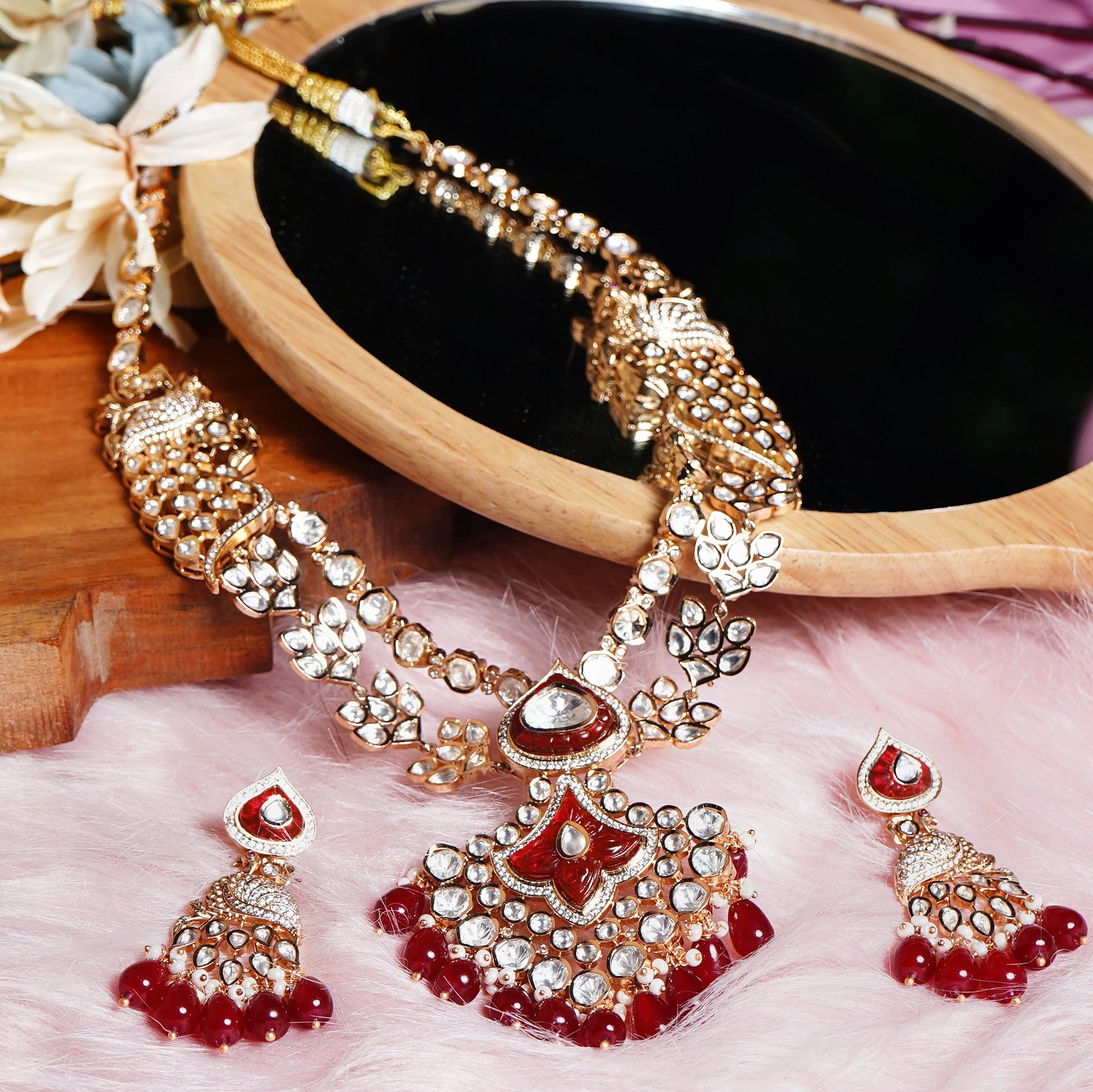 Beautiful Saniya Polki Necklace set - Chaandi Rivaaz