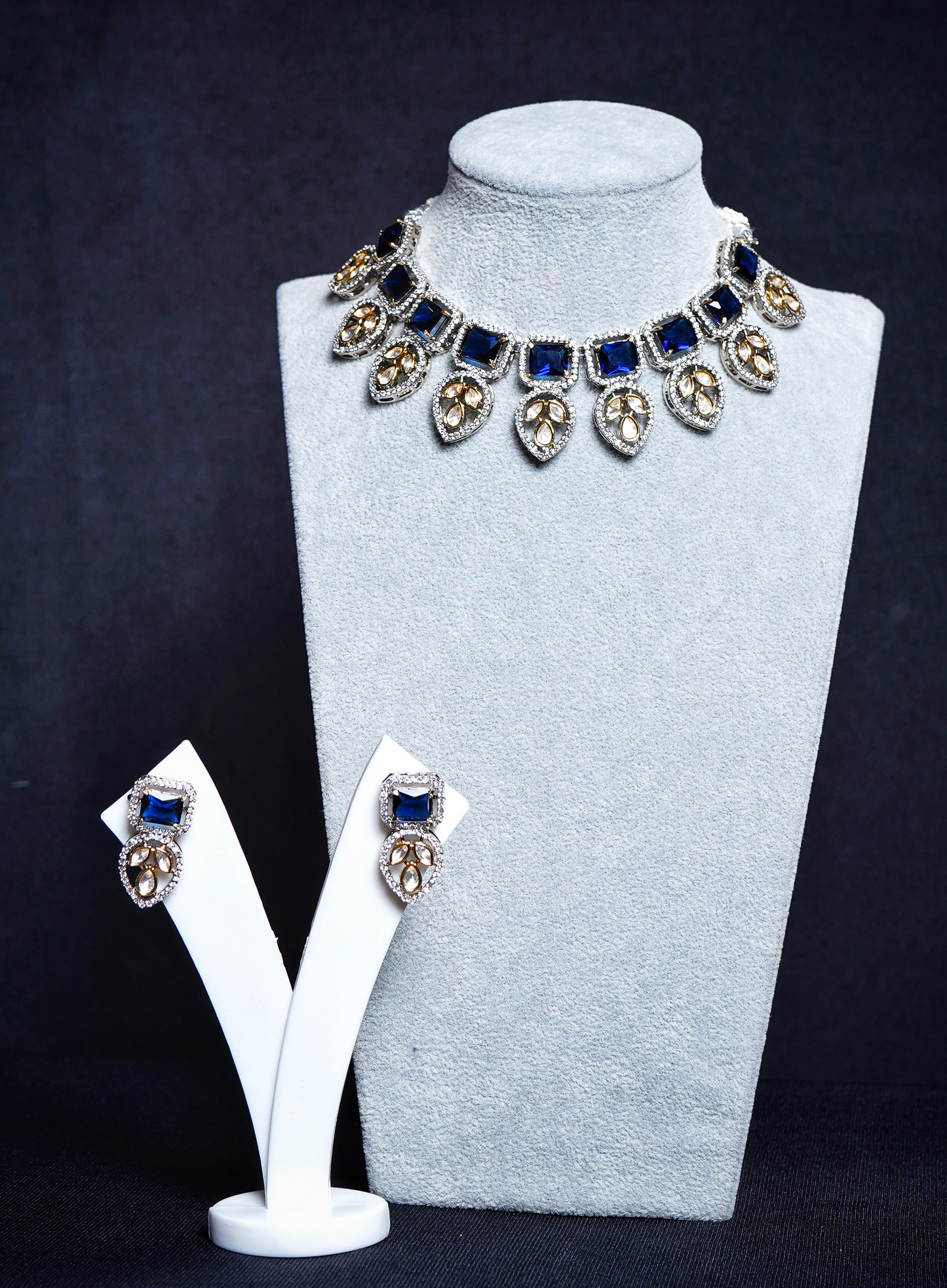 Beautiful Leaf Kundan Designer Set - Chaandi Rivaaz