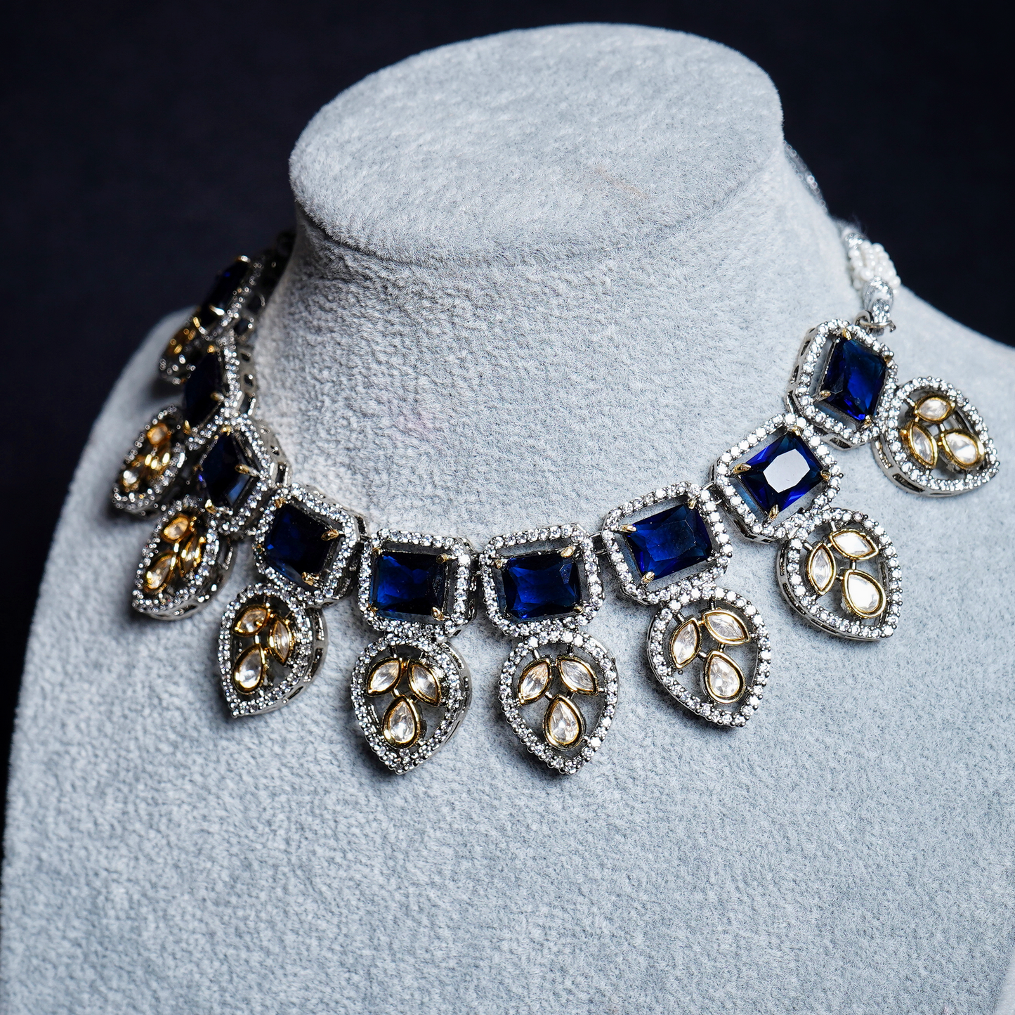 Beautiful Leaf Kundan Designer Set - Chaandi Rivaaz