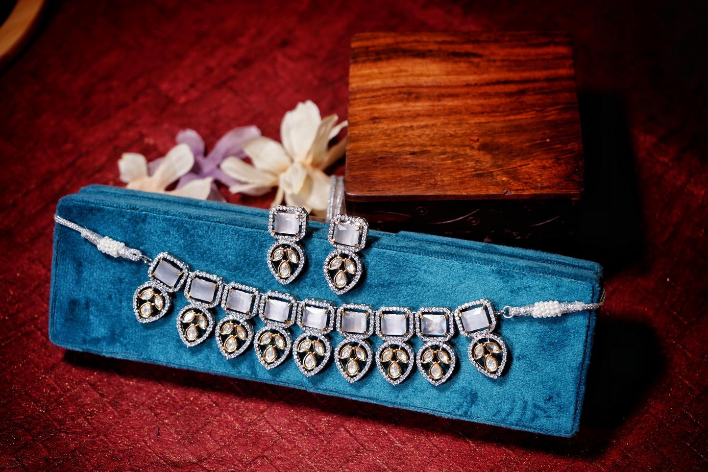 Beautiful Leaf Kundan Designer Set - Chaandi Rivaaz