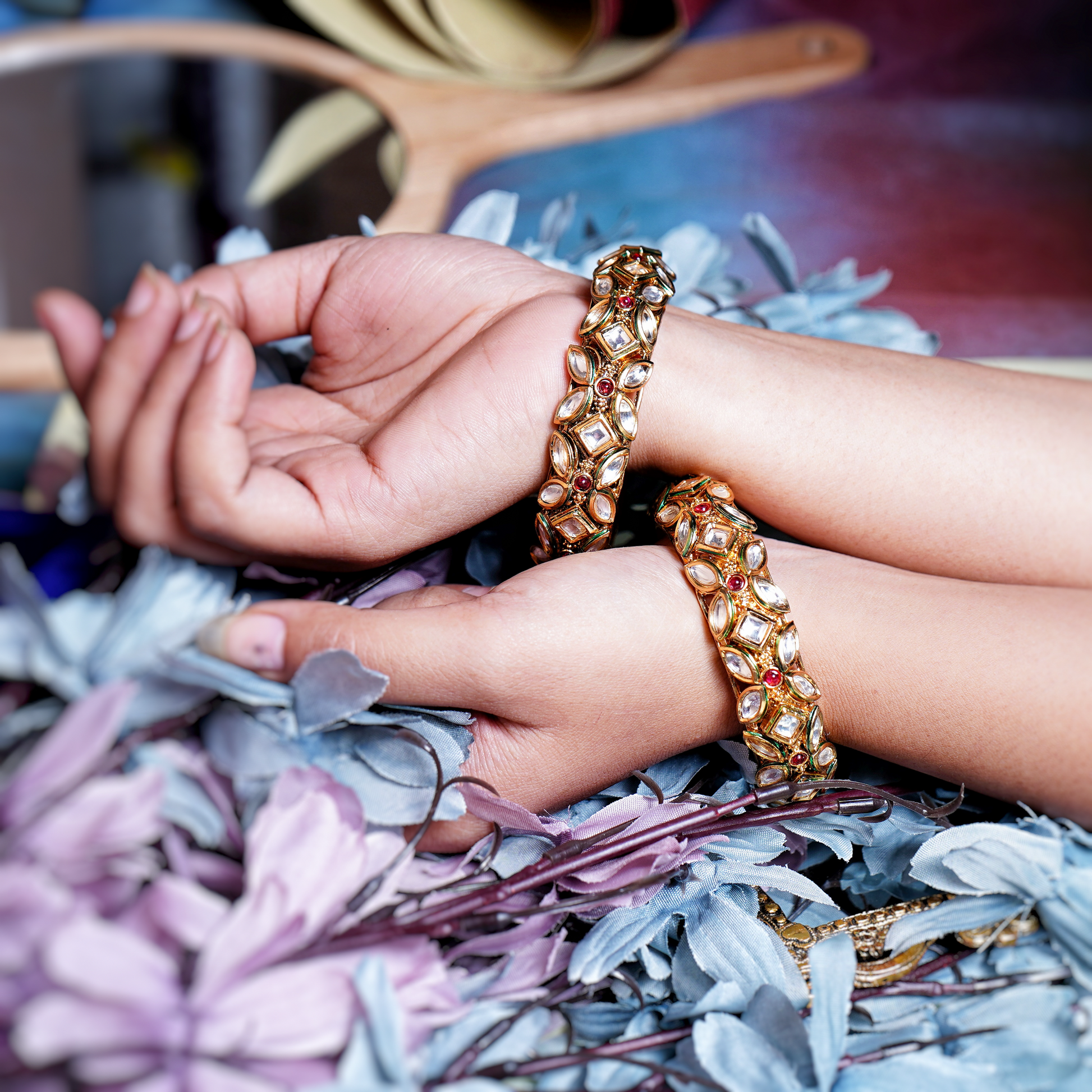 Sheena's Elegant Kundan Bangles - Chaandi Rivaaz