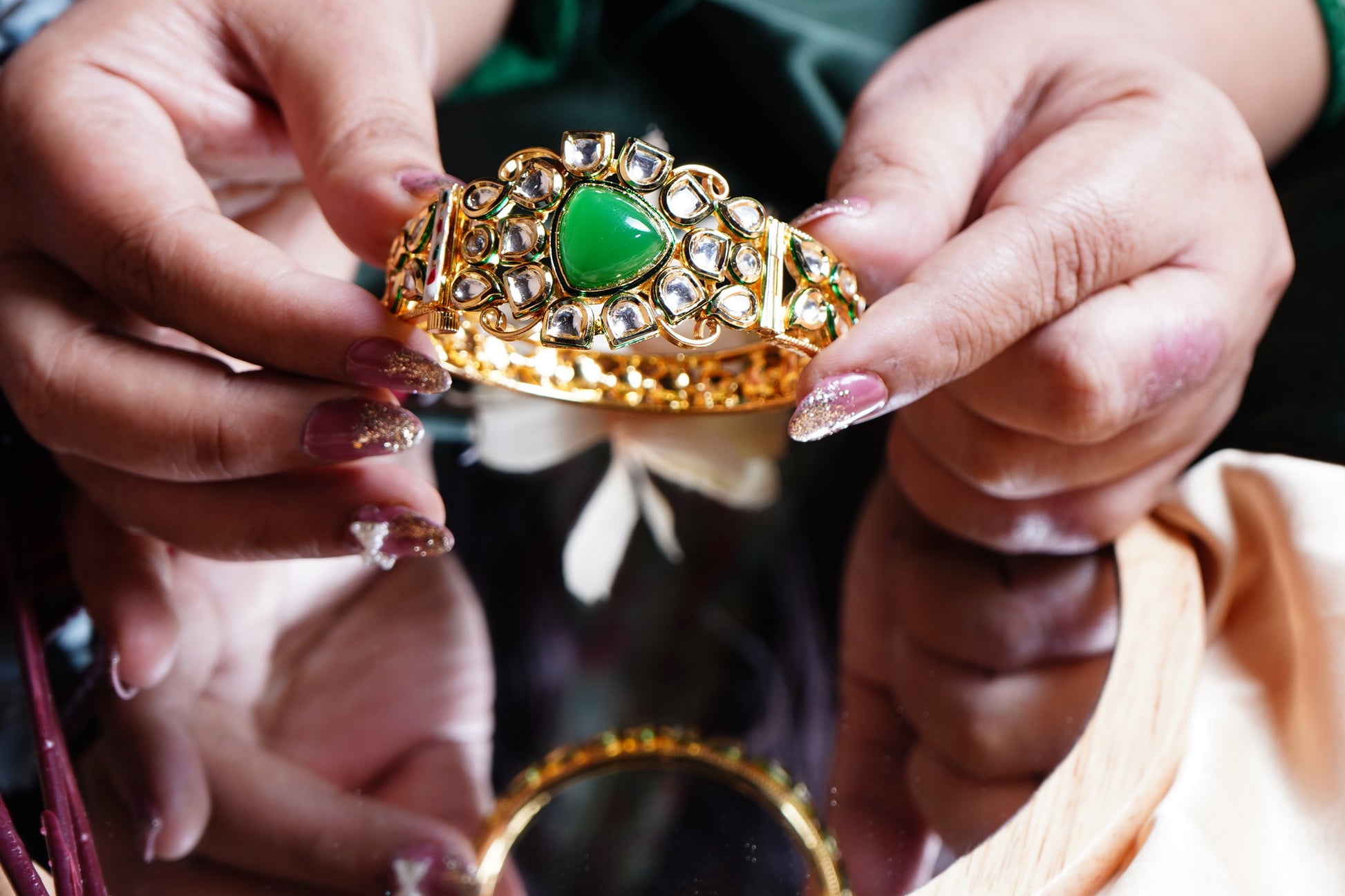 Esha ’s Triangle shaped Kundan Bracelets - Chaandi Rivaaz