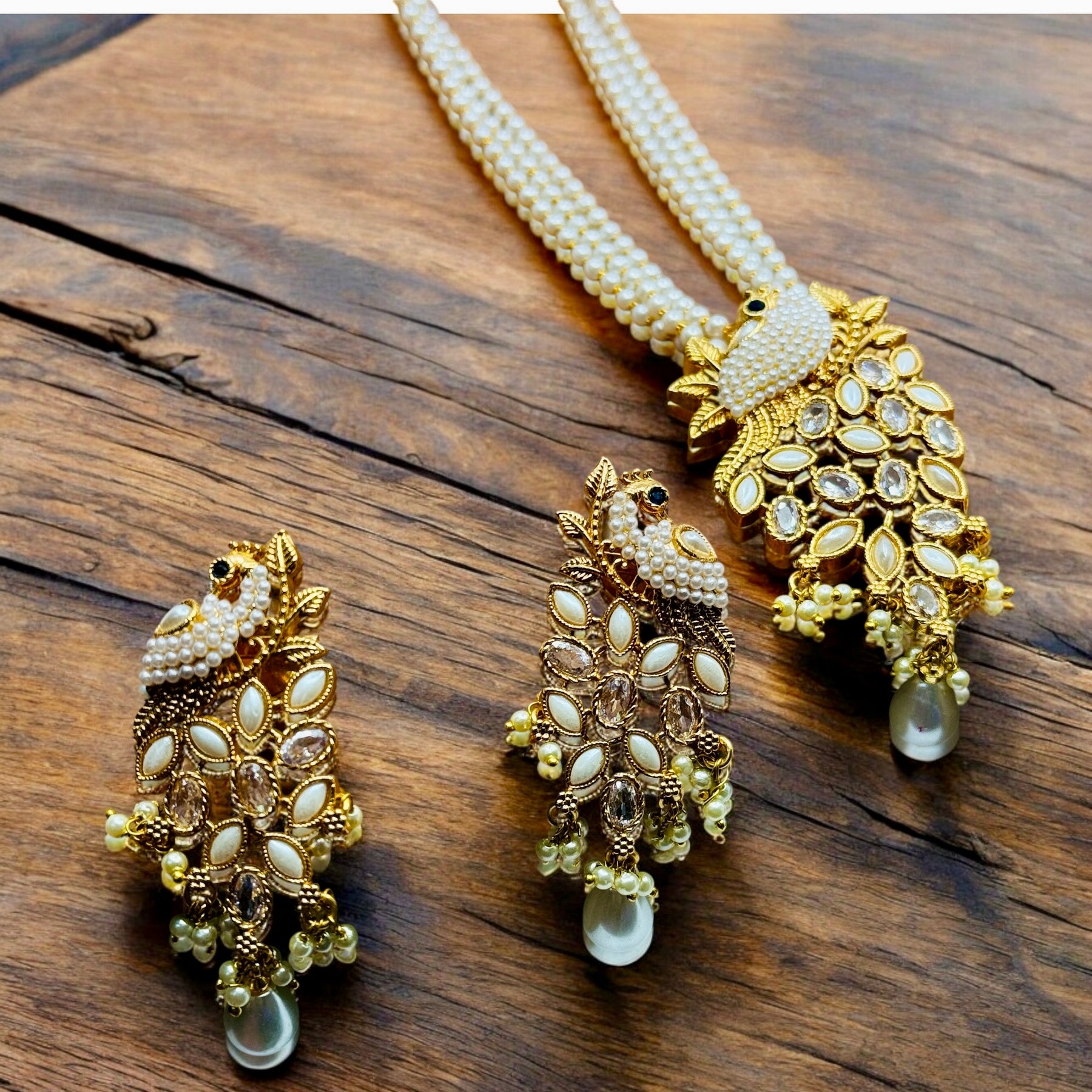 Peacock Pearl Designer Pendant Set - Chaandi Rivaaz