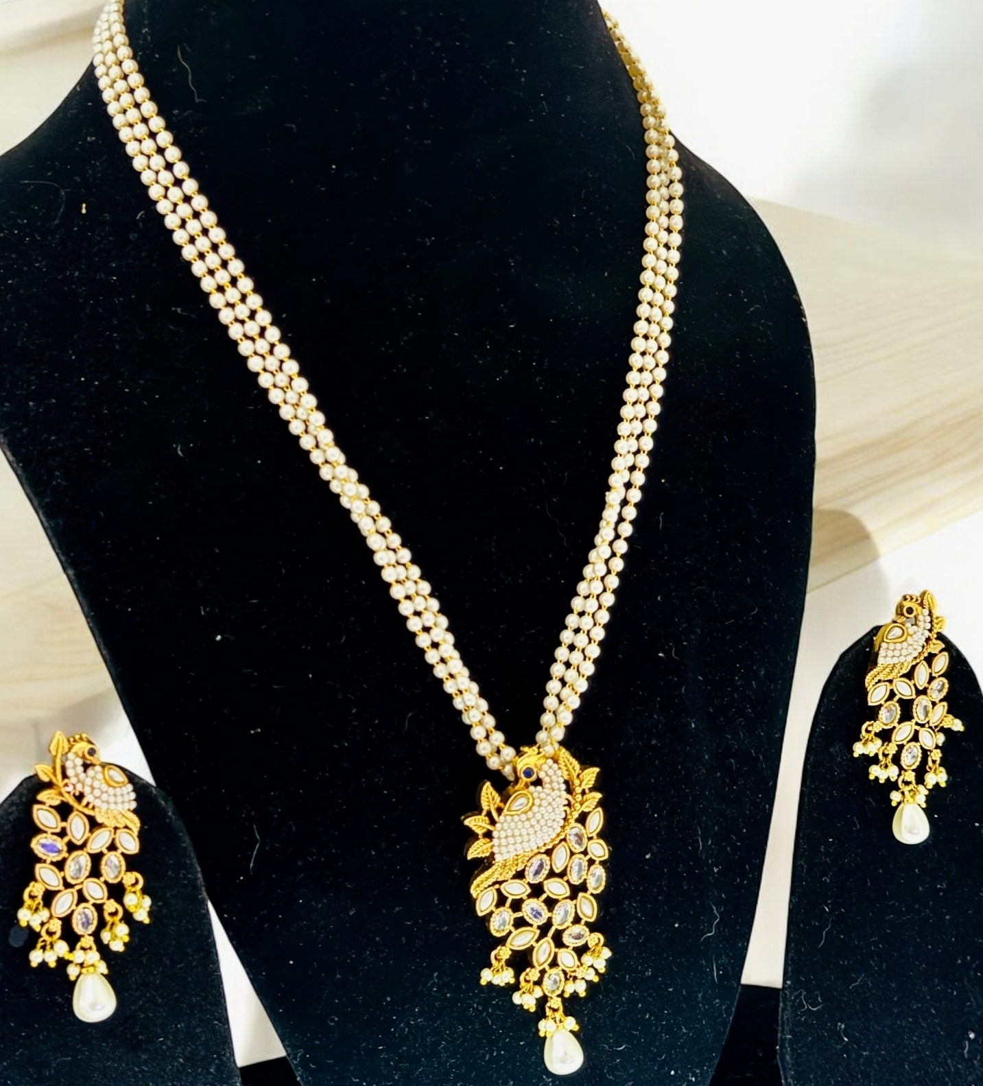 Peacock Pearl Designer Pendant Set - Chaandi Rivaaz