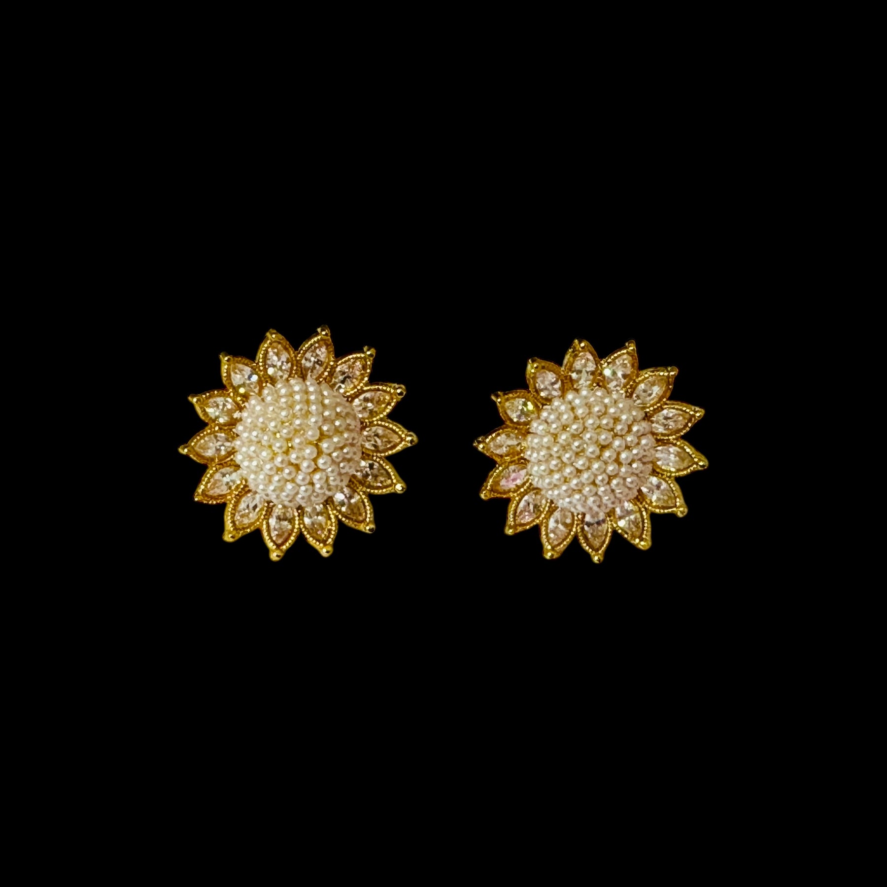 Flower Designer Pearl Earrings - Chaandi Rivaaz