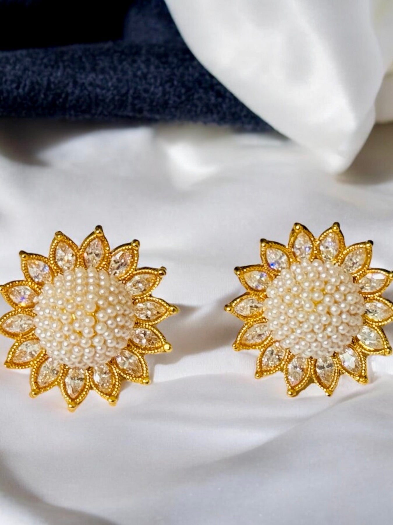 Flower Designer Pearl Earrings - Chaandi Rivaaz
