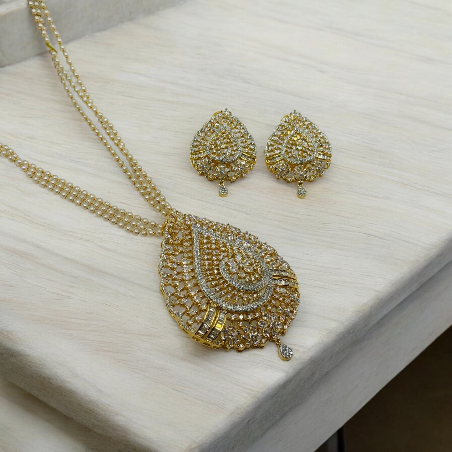 Radha's Designer Diamond Set - Chaandi Rivaaz