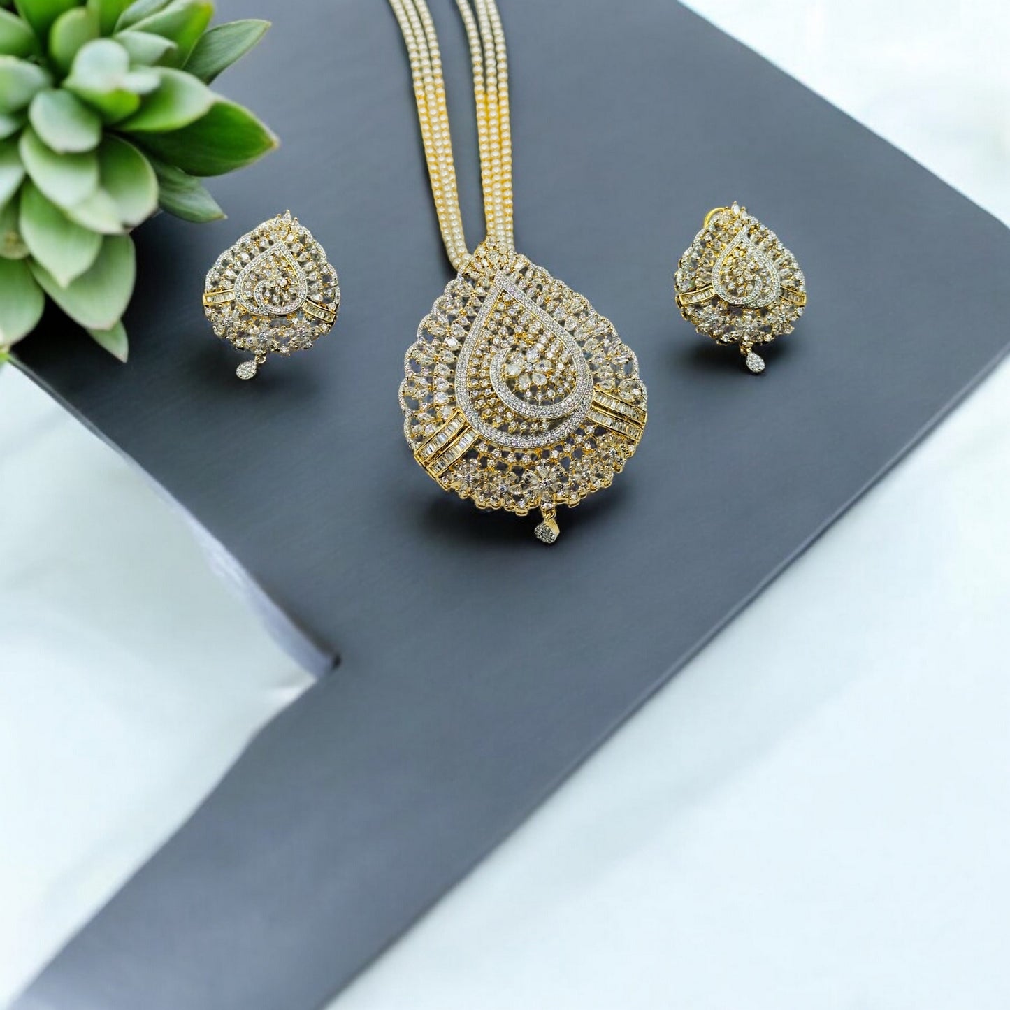 Radha's Designer Diamond Set - Chaandi Rivaaz