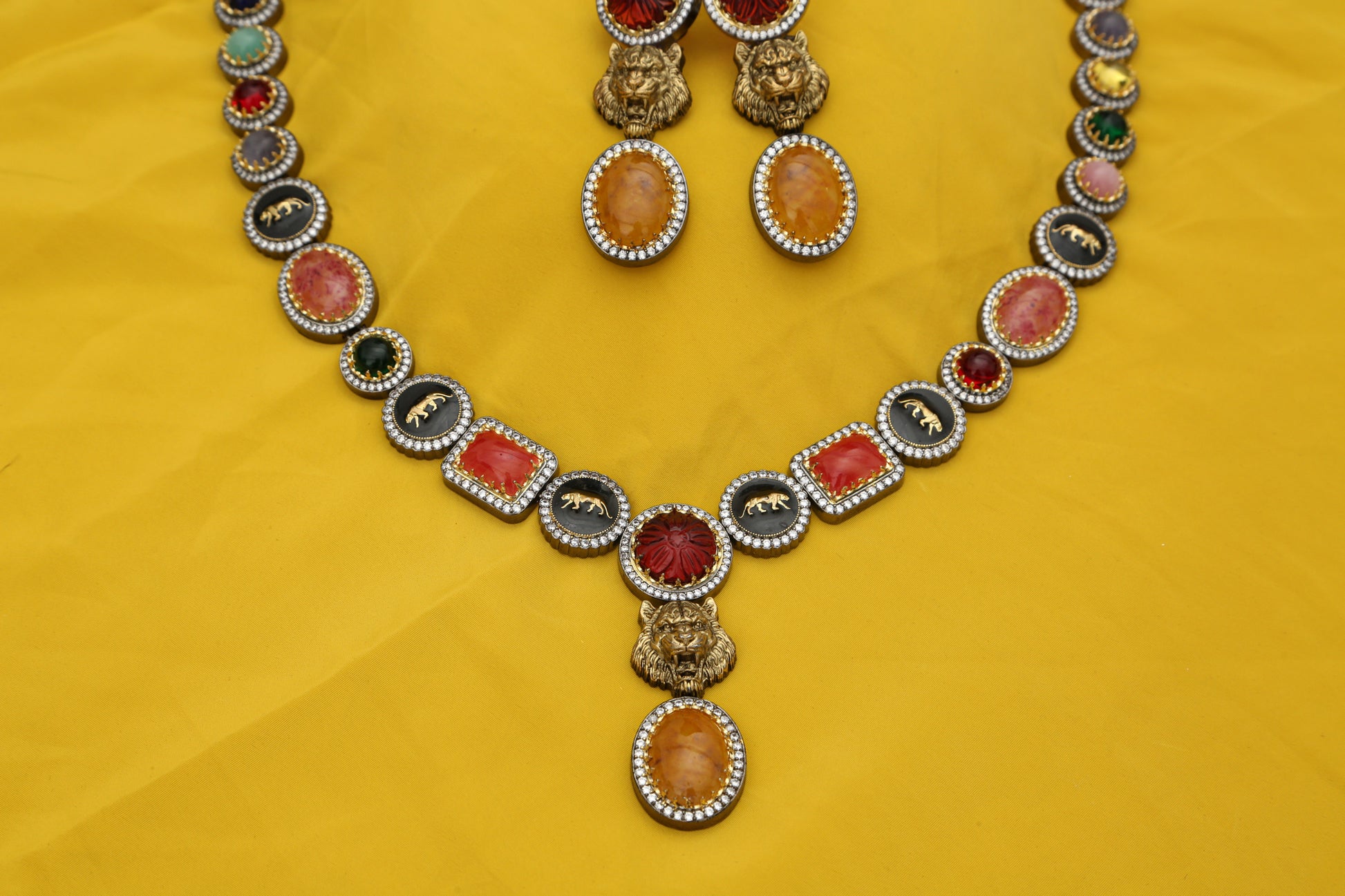 Nayaab Sabyasachi Designer Necklace set - Chaandi Rivaaz