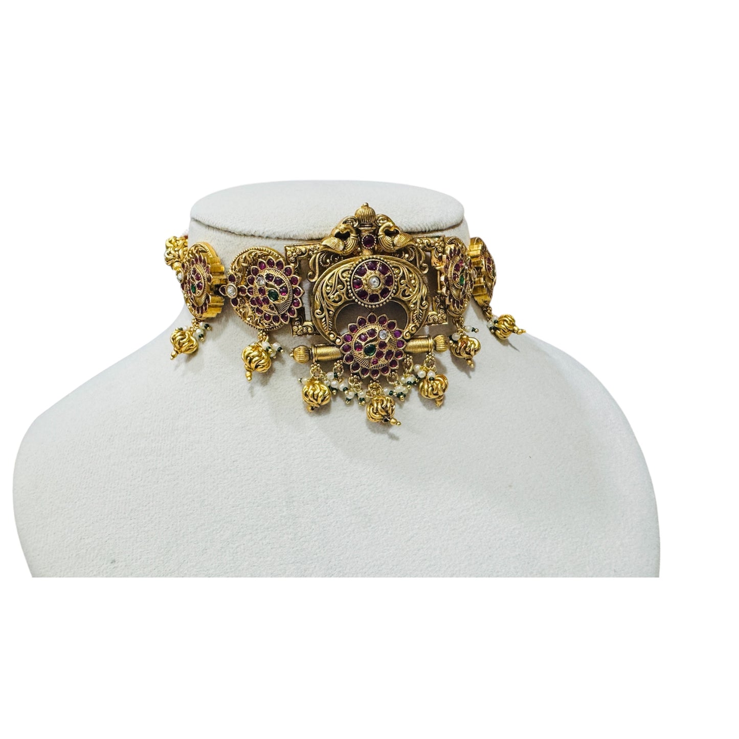 Ayushi's Antique Choker set