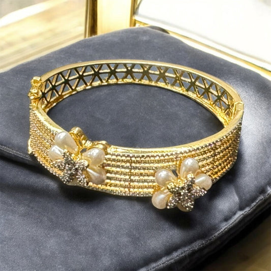 Alia's Floral Bracelet