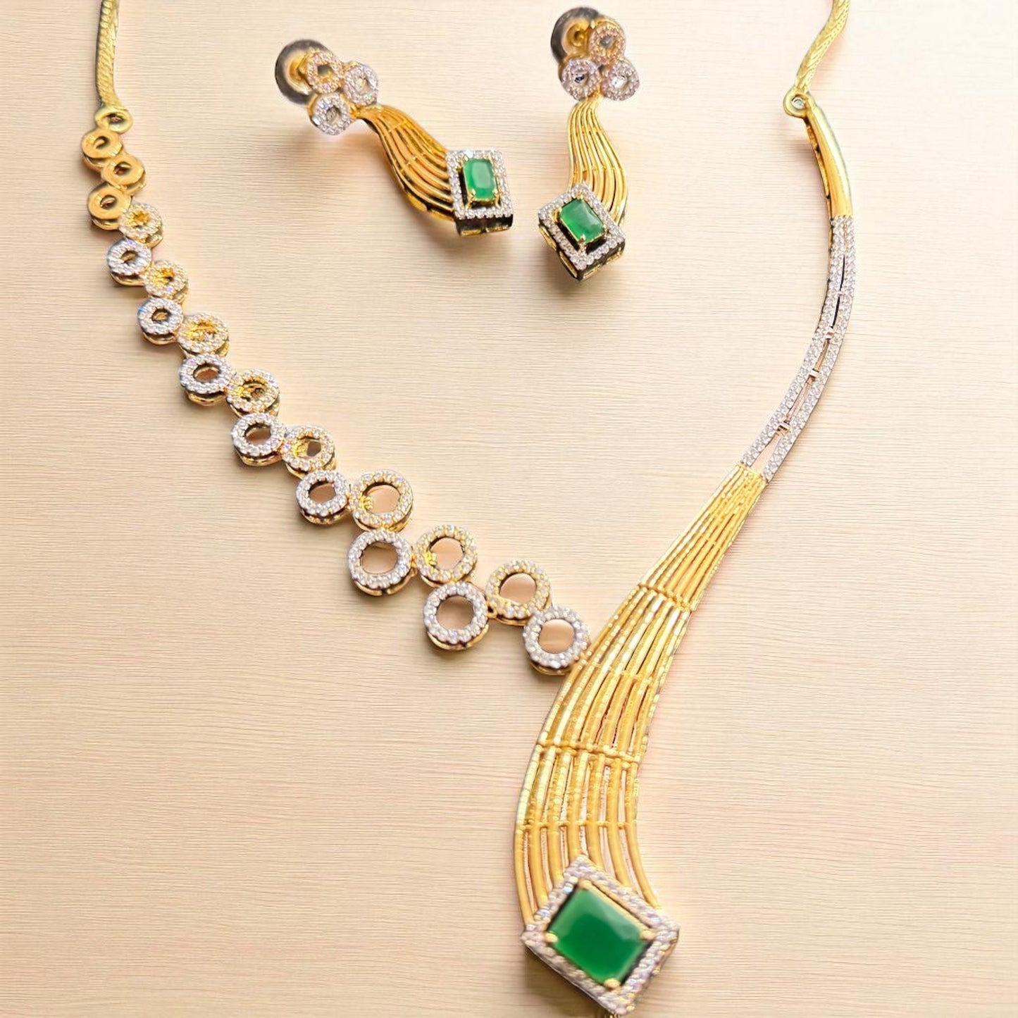 V Designer Necklace set