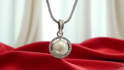 Pearl Studded Pendent set