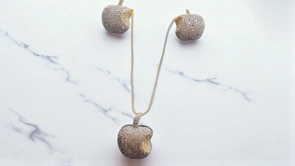 Apple Diamond set