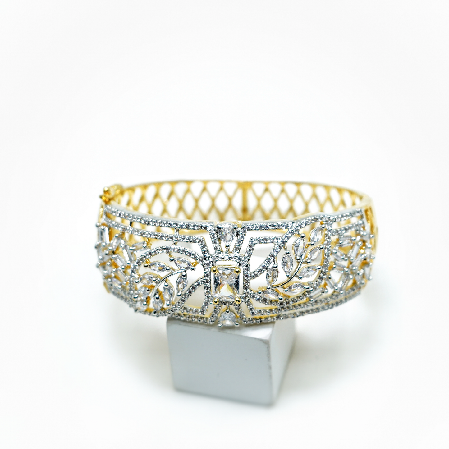 Royal Designer CZ Bracelet - Chaandi Rivaaz