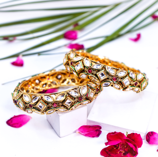 Sheena's Elegant Kundan Bangles - Chaandi Rivaaz