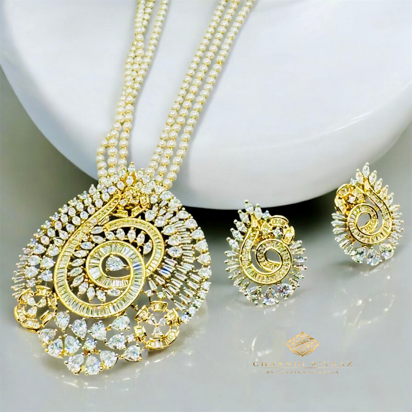 Nancy's Diamond Pendant set - Chaandi Rivaaz