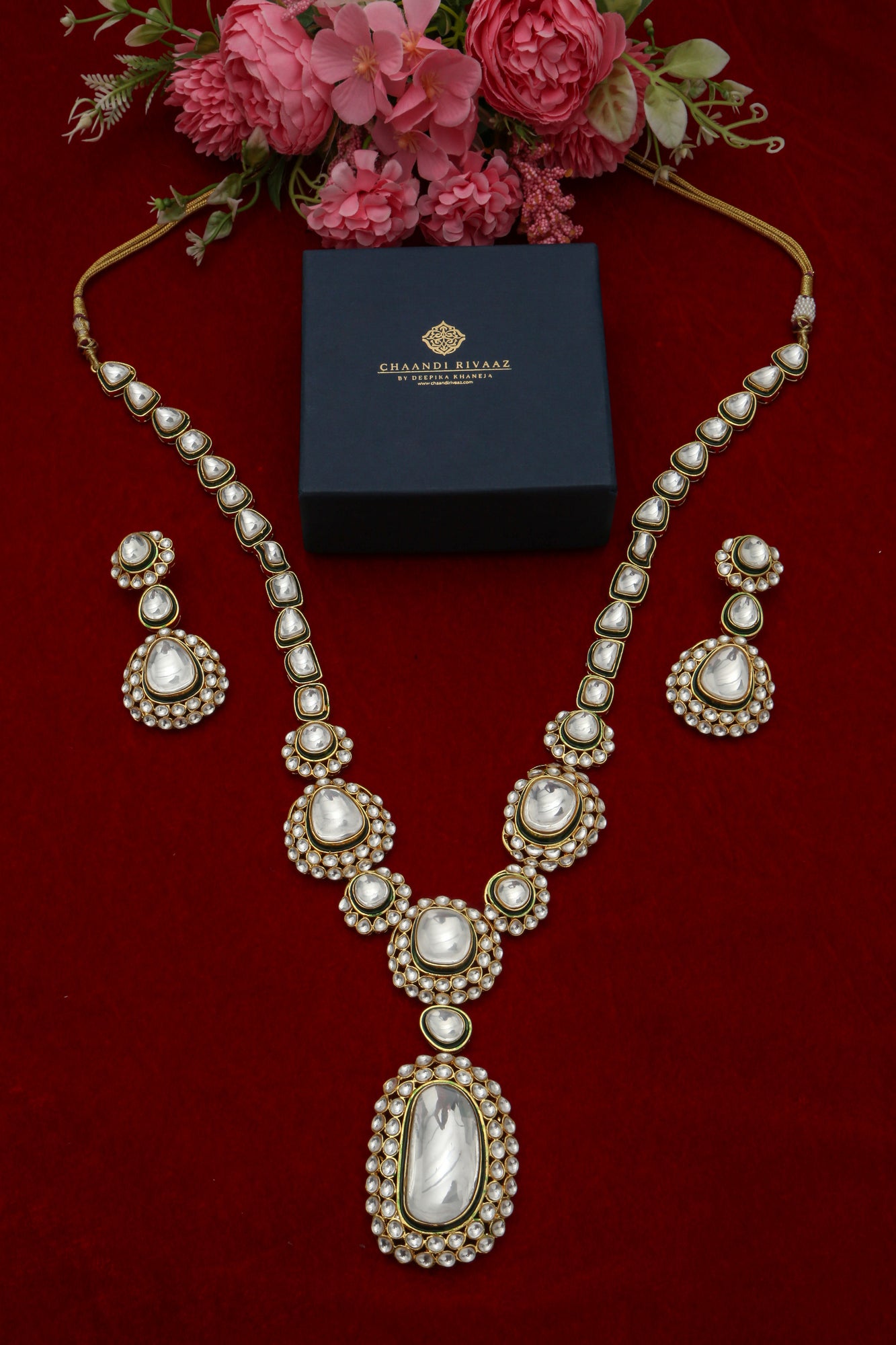 Beautiful Kundan Necklace set