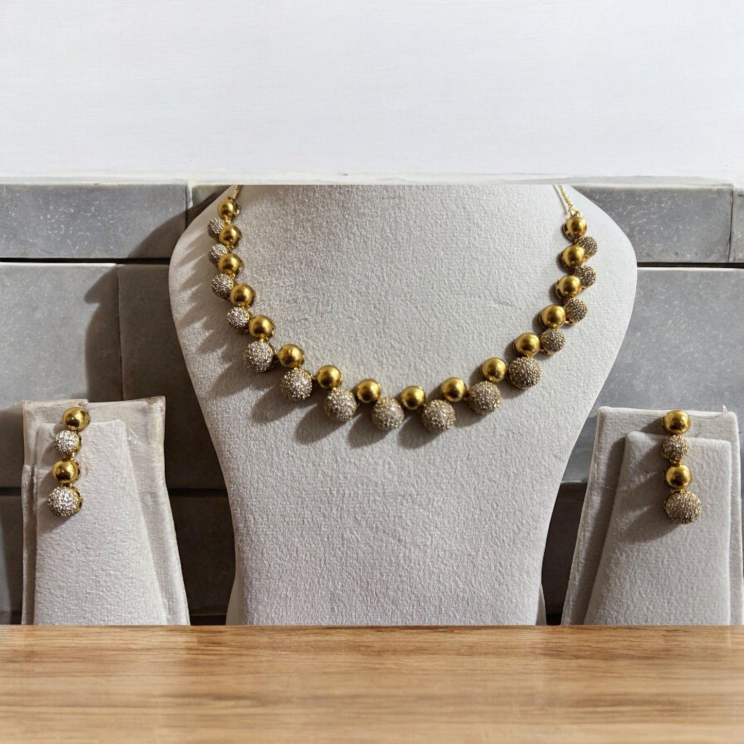 Ball shaped Diamond Necklace set