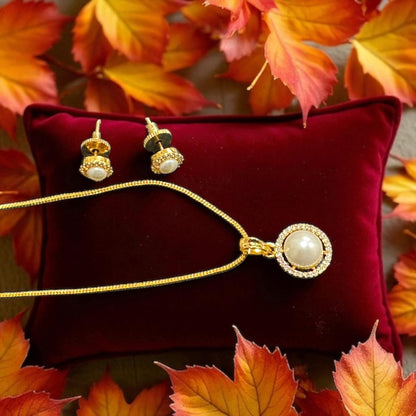 Pearl Studded Pendent set