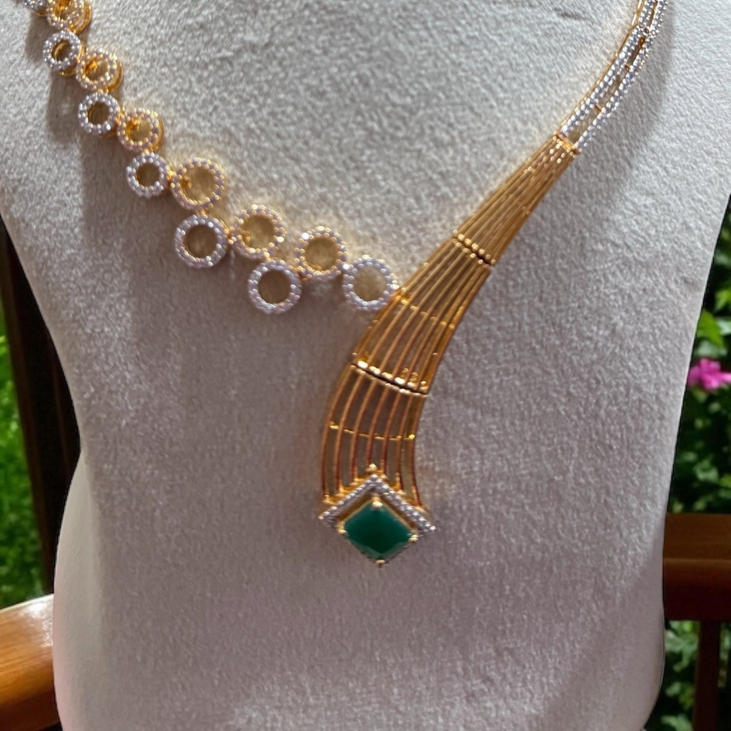 V Designer Necklace set
