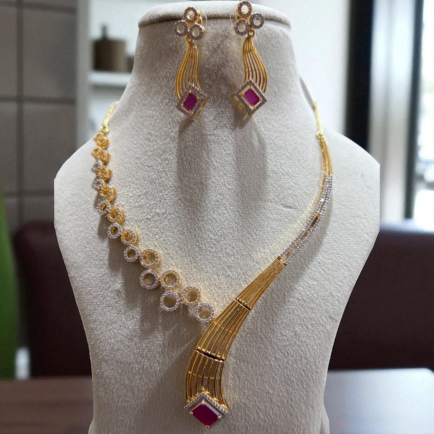 V Designer Necklace set