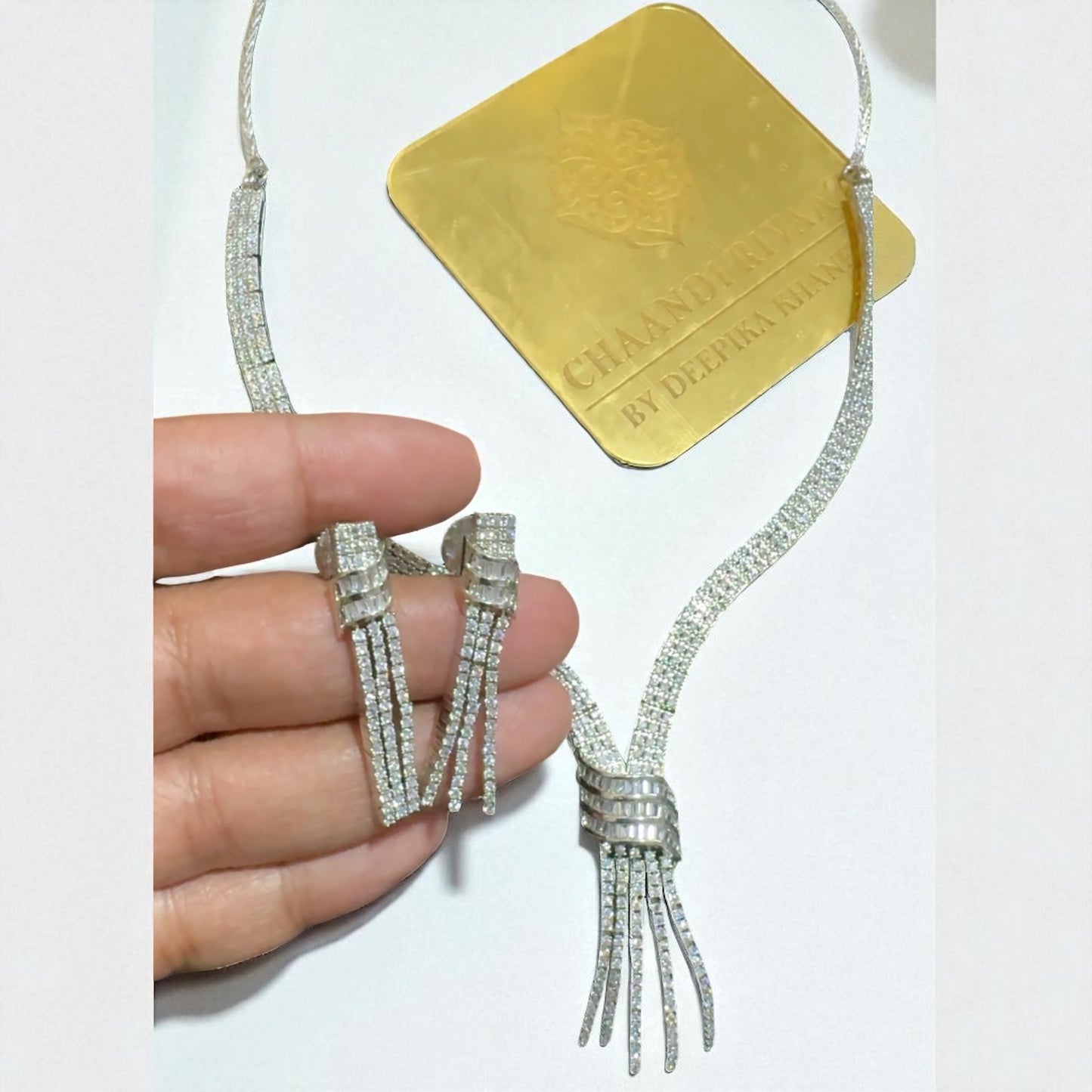 Beautiful V-Diamond Luxe set
